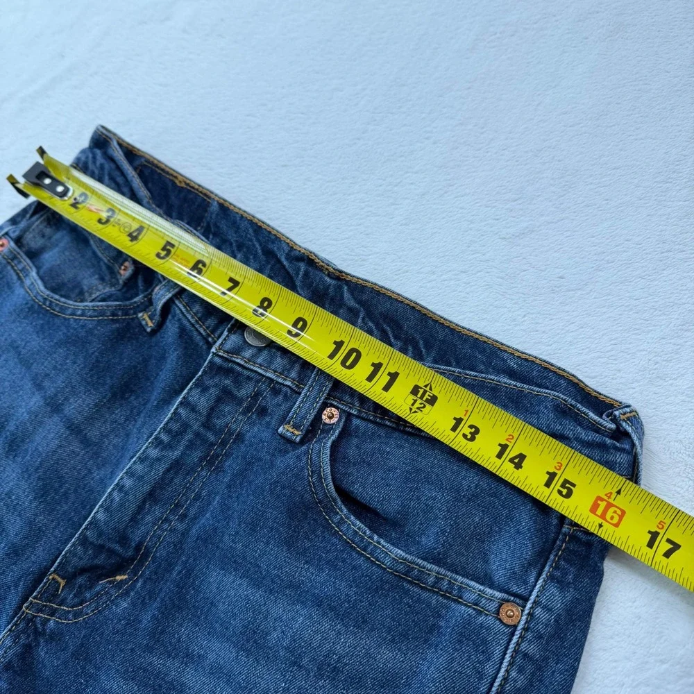 Levi's 505 Regular Fit Jeans Mens 32x32 Blue Good Medium Wash Straight Leg